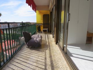 Etagenwohnung  Carrer del pont del sergent. Piso en zona playa