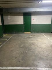 Affitto Posto auto in Carrer del cardenal vives 17. Plaza de parking con trastero en el centro de llavaneres