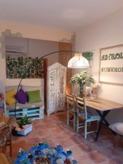 Locale commerciale in Carrer del Cardenal Vives 17