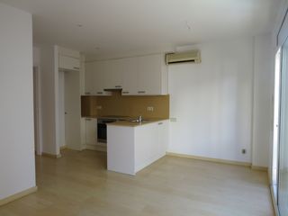 Piccolo appartamento  Carrer de l'avall. Vivienda en venta en zona centro.