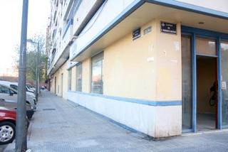 Lloguer Local Comercial  Carrer de l'humanista mariner. Alquiler local zona patraix