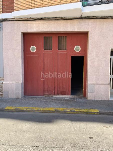 Foto f7e9b592-83dd-47b4-afcc-f6ace5cff2e0. Local comercial a carrer d'ador 33 a El Castellar i l'Oliverar Valencia