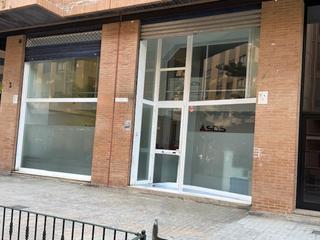 Local Comercial  Carrer de beatríz tortosa. Venta local junto hospital la salut