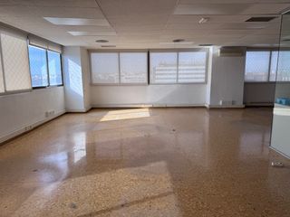 Affitto Ufficio  Carrer del professor beltrán báguena. Alquiler despacho en nueco centro