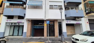Alquiler Local Comercial en Carrer de xiva 13. Alquiler de local de 310m2