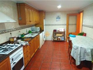 Chalet en Real de Montroi. Casa de campo y terreno con olivos en montroi
