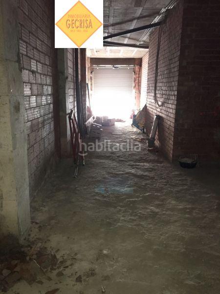 Foto 41cb11dc-a31b-42e4-83c6-22779396bb5f. Alquiler local comercial  junto al metro godella en Burjassot