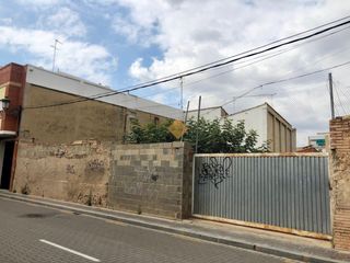 Terreno residencial en Benimàmet. Solar para construcción cerca de la nueva universidad católica