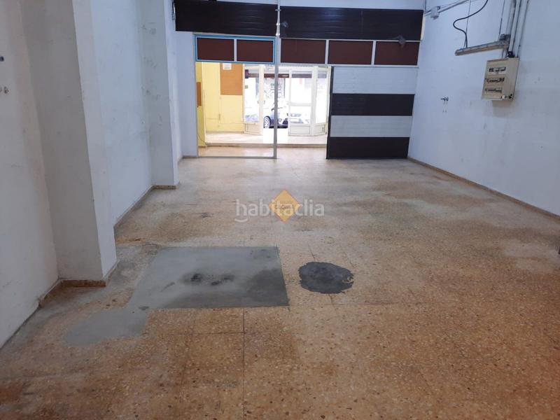 Foto e0a3d39c-080e-42e7-8acc-3b0bdc763761. Local comercial a Torrefiel Valencia