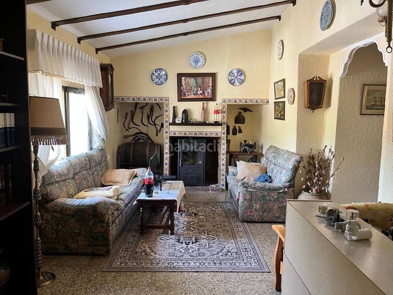 Foto 1633dace-6079-47fa-936e-d6469da2b756. Casa amb aparcament a Marines