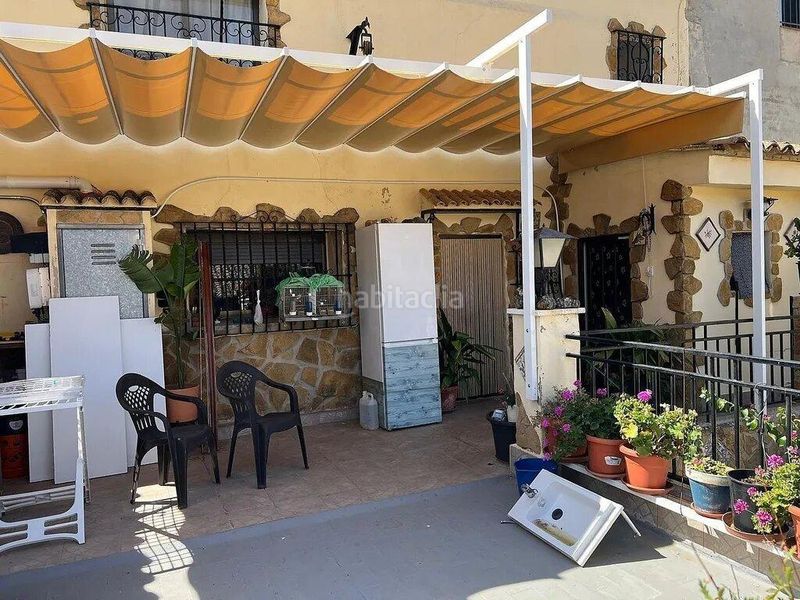 Foto aa10ce1f-311c-479c-b982-9cb7b99e5c5d. Casa amb aparcament a Marines