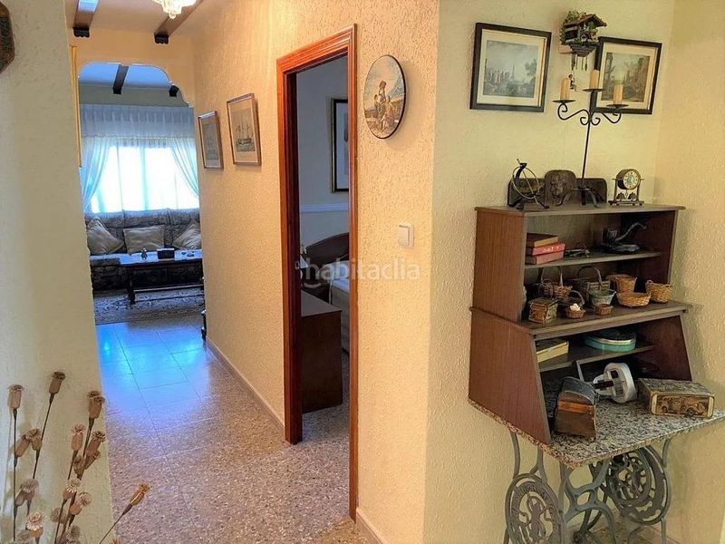 Foto f26c3a25-70c8-4329-b38a-490fb0270a46. Casa amb aparcament a Marines