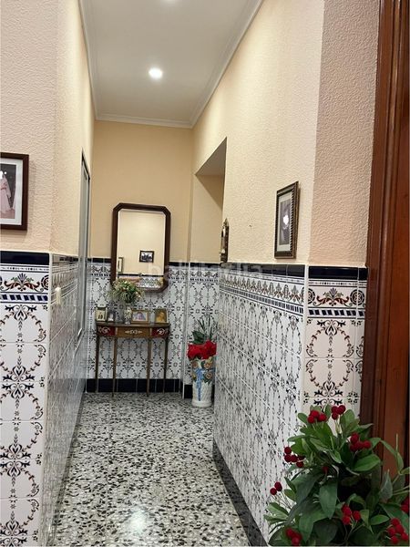 Foto 98bfc578-39f9-4ea3-a604-6e06c48fd15c. Casa amb aparcament a Zona Concordia Burjassot