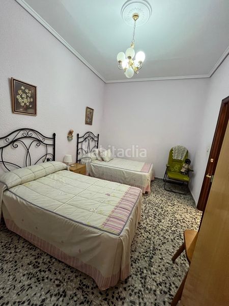 Foto b214ebbf-d146-41aa-b1cf-c9598decfefb. Casa amb aparcament a Zona Concordia Burjassot
