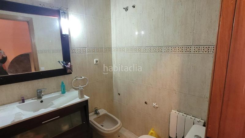 Foto 120f52a8-7de3-41cd-82b1-7930dcd543ef. Semi detached house with heating parking in L´Eixereta Burjassot