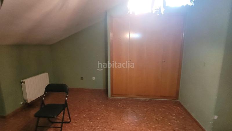 Foto 2446a0d5-5cf8-431d-8f91-8d55d914cb48. Semi detached house with heating parking in L´Eixereta Burjassot