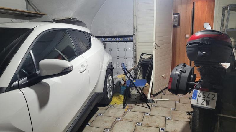 Foto 97843f49-2930-455d-ba92-b280415158fa. Semi detached house with heating parking in L´Eixereta Burjassot