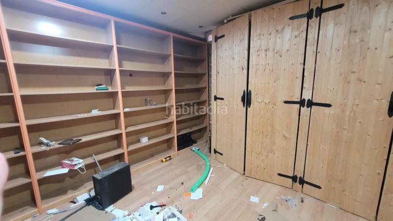 Foto e885c218-877e-475f-9084-a583b00f6779. Semi detached house with heating parking in L´Eixereta Burjassot