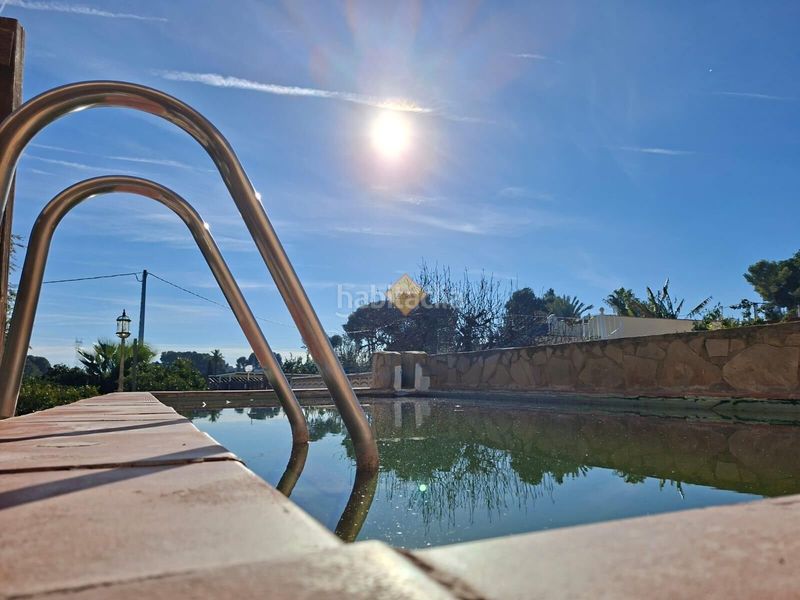 Foto cf0cb02c-e170-4029-976c-e40b5dbd8ef3. Xalet amb aparcament piscina a Centro Bétera