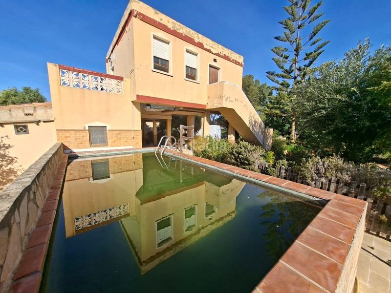 Foto fd212860-ba58-4174-8e10-673aaa4b7176. Xalet amb aparcament piscina a Centro Bétera