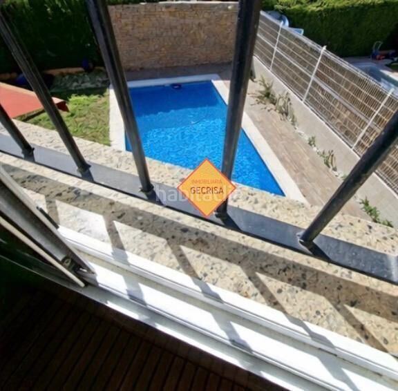 Foto cade1d84-fbaa-49ea-8080-23259d056442. Xalet amb calefacció aparcament piscina a La Cañada Paterna