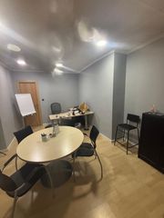 Affitto Ufficio in Zona Concordia. Disponible alquiler para despacho  oficina 375