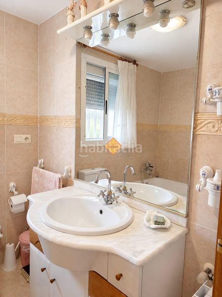Foto b81c25e2-035c-4508-8a4f-8f2bda3a2de7. Casa amb calefacció aparcament a Casas Verdes Paterna