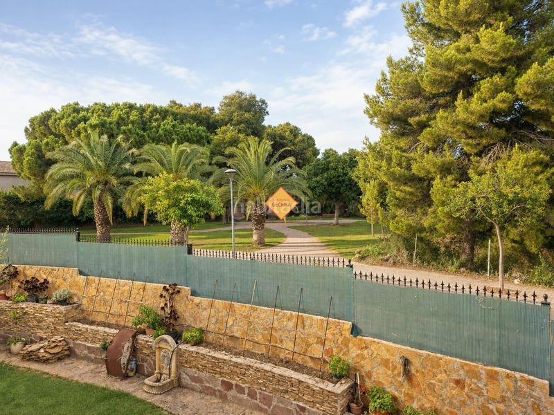Foto f312b7f4-9db0-4cc8-b3f0-ad10f4569d45. Casa amb calefacció aparcament a Casas Verdes Paterna