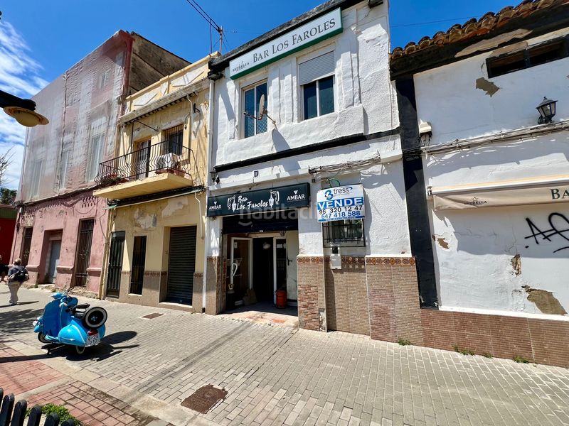 Foto 1a168cf0-4787-4c92-a1d9-e9626adc33bc. Casa adossada a El Cabanyal-El Canyamelar Valencia