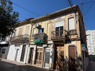 Pis en Carrer dels �ngels 51. Piso c/los angeles