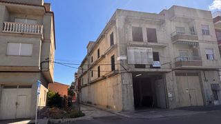 Building en Calle de f�lix rodr�guez de la fuente 17. Edificio en venta en la calle feliz rodriguez de la fuente manue