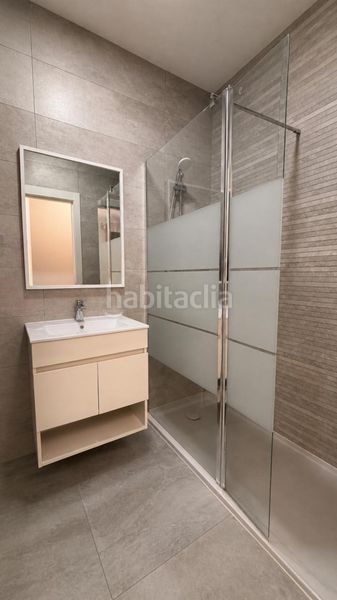 Foto e84df1d1-d11b-4252-a366-cbba6f7b0b7d. Pis amb calefacció aparcament piscina a El Grau Valencia