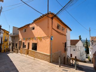 Casa  Calle larga. Casa en losa del obispo