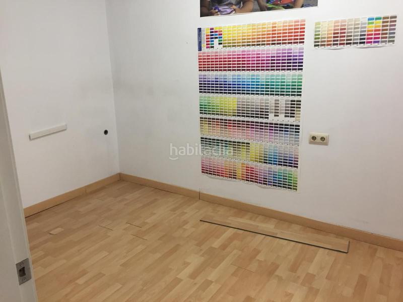 Foto 76cd064a-9e23-455a-a918-1de2bd1d5762. Local comercial """""""opotunidad"""""""""""planta comercial centro en Manises