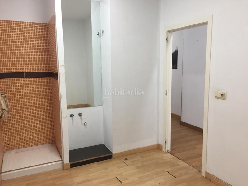 Foto d5598920-bc20-4952-aaf2-1c08aa0f58ae. Local comercial """""""opotunidad"""""""""""planta comercial centro en Manises