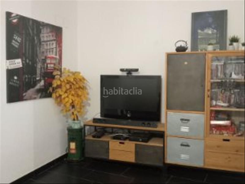 Foto 35e72be3-cadd-4fdc-9296-f51841db6a3f. House with fireplace in Centro Ciudad Manises