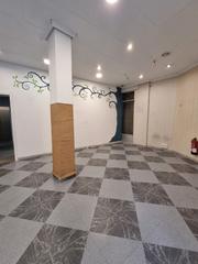 Lloguer Local Comercial a El Mercado. Planta baja comercial manises