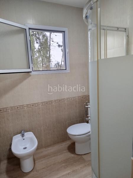 Foto 634aabad-2c38-459e-a81f-59c4b2060f23. Chalet con camino riscaldamento parcheggio piscina in Montroy