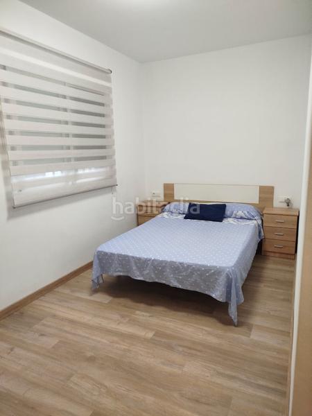 Foto 88325ebb-a684-4e91-b109-df02f9d5ee38. Chalet con camino riscaldamento parcheggio piscina in Montroy