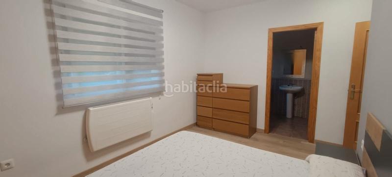 Foto b148f389-e936-4f92-b00e-d00448d00e28. Chalet con camino riscaldamento parcheggio piscina in Montroy