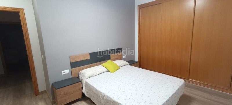 Foto ec3009c2-5f3f-4f84-aa36-445b5f1e96ea. Chalet con camino riscaldamento parcheggio piscina in Montroy