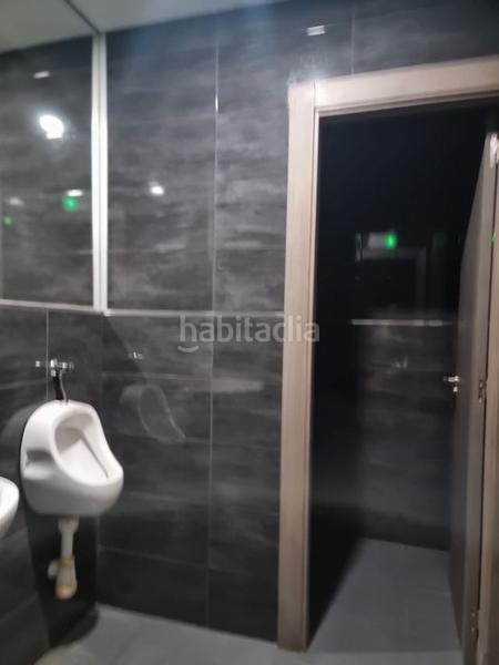 Foto 15abb999-8167-411c-91ea-a2e01a682843. Alquiler local comercial pb comercial barrio del carmen en Manises