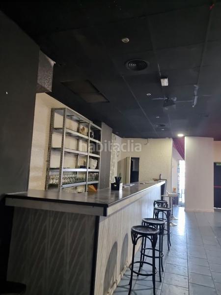 Foto be3aa4a6-f01e-4533-a70c-129da18fbd84. Alquiler local comercial pb comercial barrio del carmen en Manises