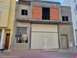 Industrial building en Almussafes. Nave en el pueblo de almusafes