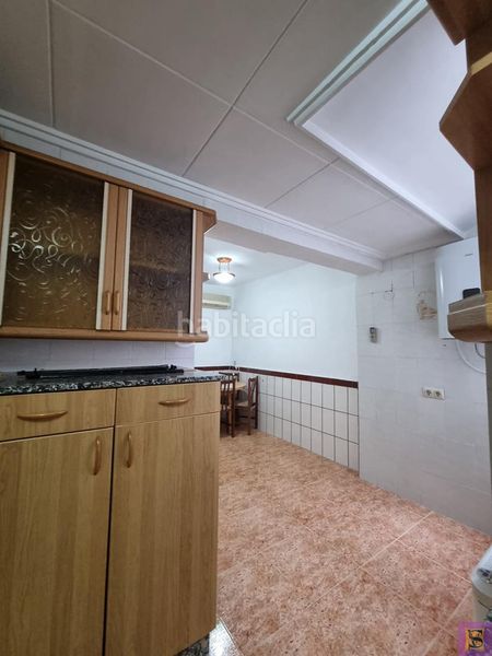 Foto b41f3bfe-d83c-4e28-813d-6c92de120a5f. Pis amb aparcament a Aldaia