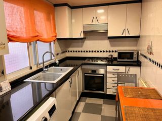 Flat in Centro Ciudad. Piso centro manises  200.000€