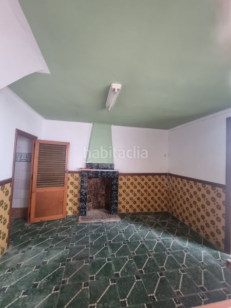 Foto 86bee3ff-c777-465e-b21c-912f52998e59. Casa amb aparcament a Benifaió