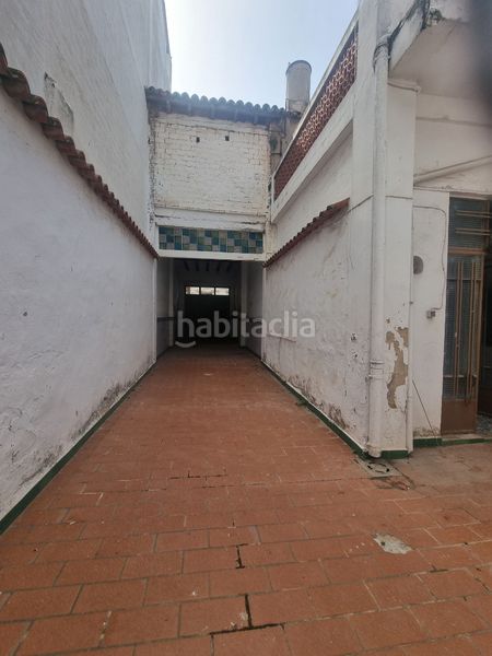 Foto a3c2fee1-95cd-4ae7-88ad-d0c057b4fc1c. Casa amb aparcament a Benifaió
