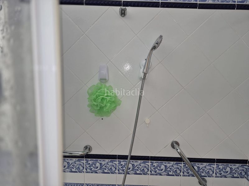 Foto c220f535-85bf-44c6-a5b0-b942af685199. Pis a Riba - roja de Túria
