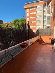 Etagenwohnung in El Carmen. Piso manises con terraza